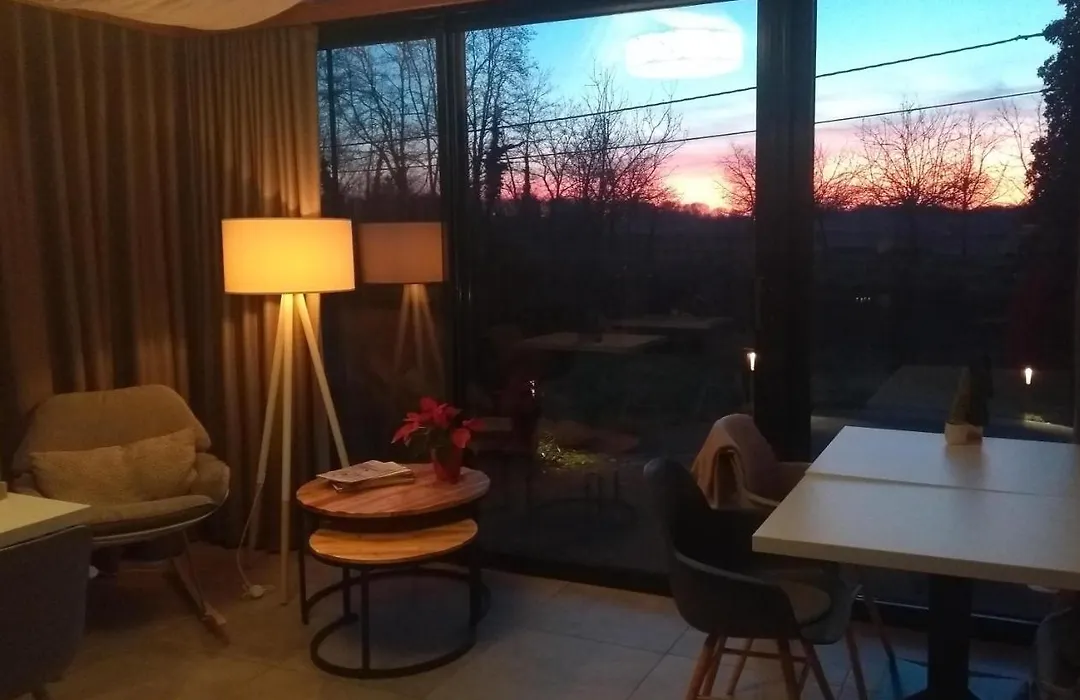 Pluimpapaver Hotel & Glamping-1